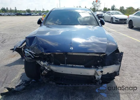 2017 Mercedes-Benz E 300 4Matic из США, поврежденный, VIN WDDZF4KB6HA278263